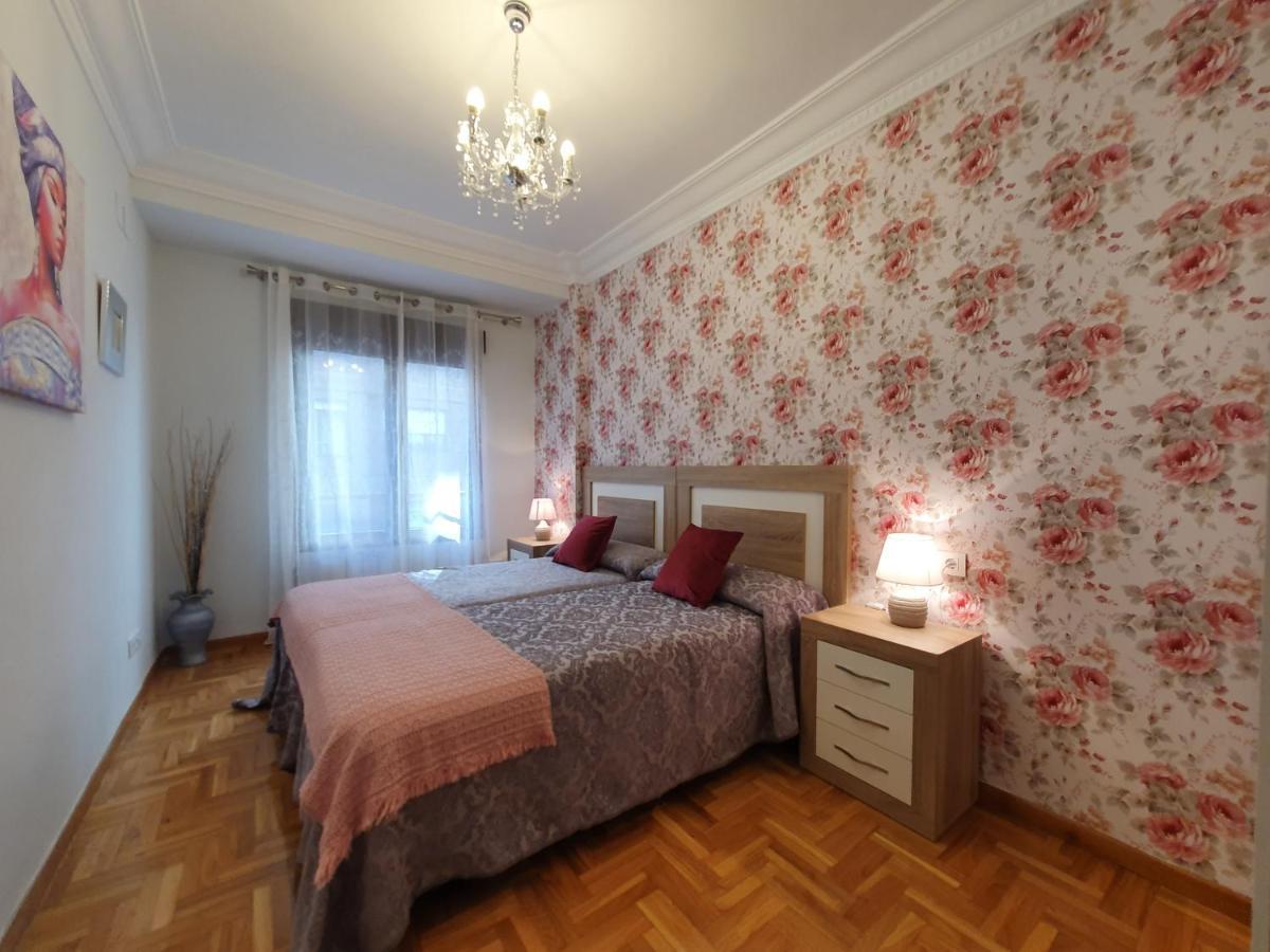 Apartamento JasJosé Centro - La elegancia de la cadena Jasjosé Gijón Exterior foto