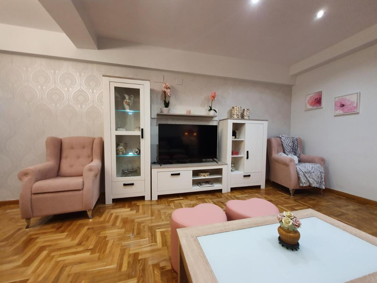 Apartamento JasJosé Centro - La elegancia de la cadena Jasjosé Gijón Exterior foto
